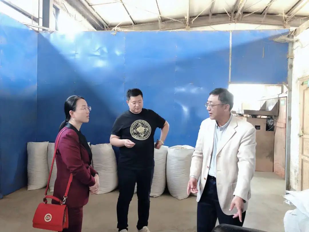 ミレニアム漢方薬の張智東会長が湖南高生生物学を訪問し、戦略的協力を得た